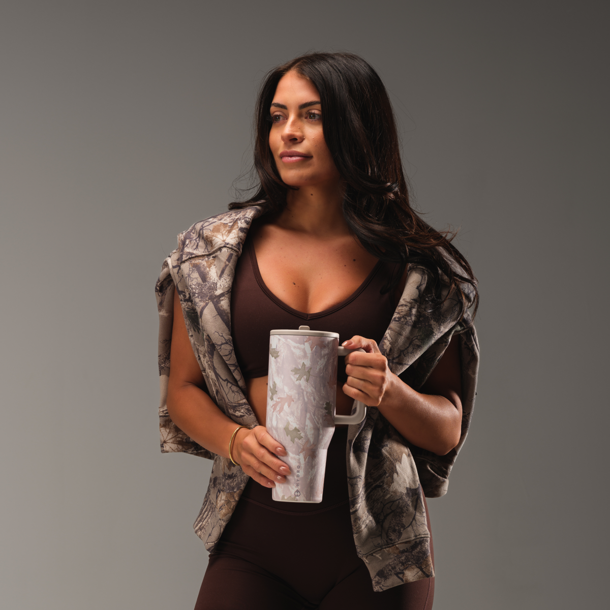 camo-32oz-946ml-j4 TRVL32-Camo-5-WPI.png